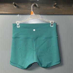 Lululemon Wunder Under 4” Short, Women’s Size 10
